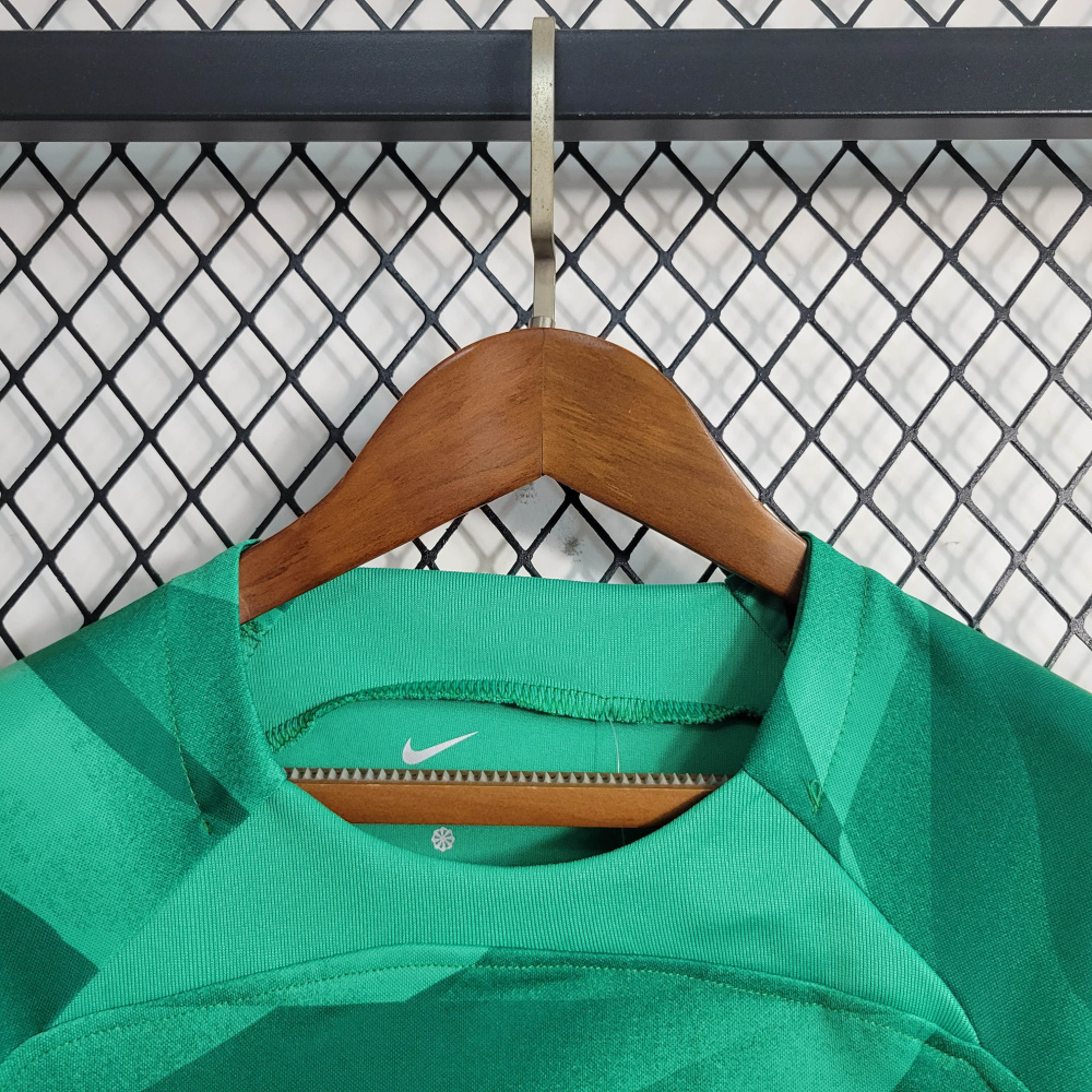 23/24 kids Barcelona Green Goalkeeper Size 16-28