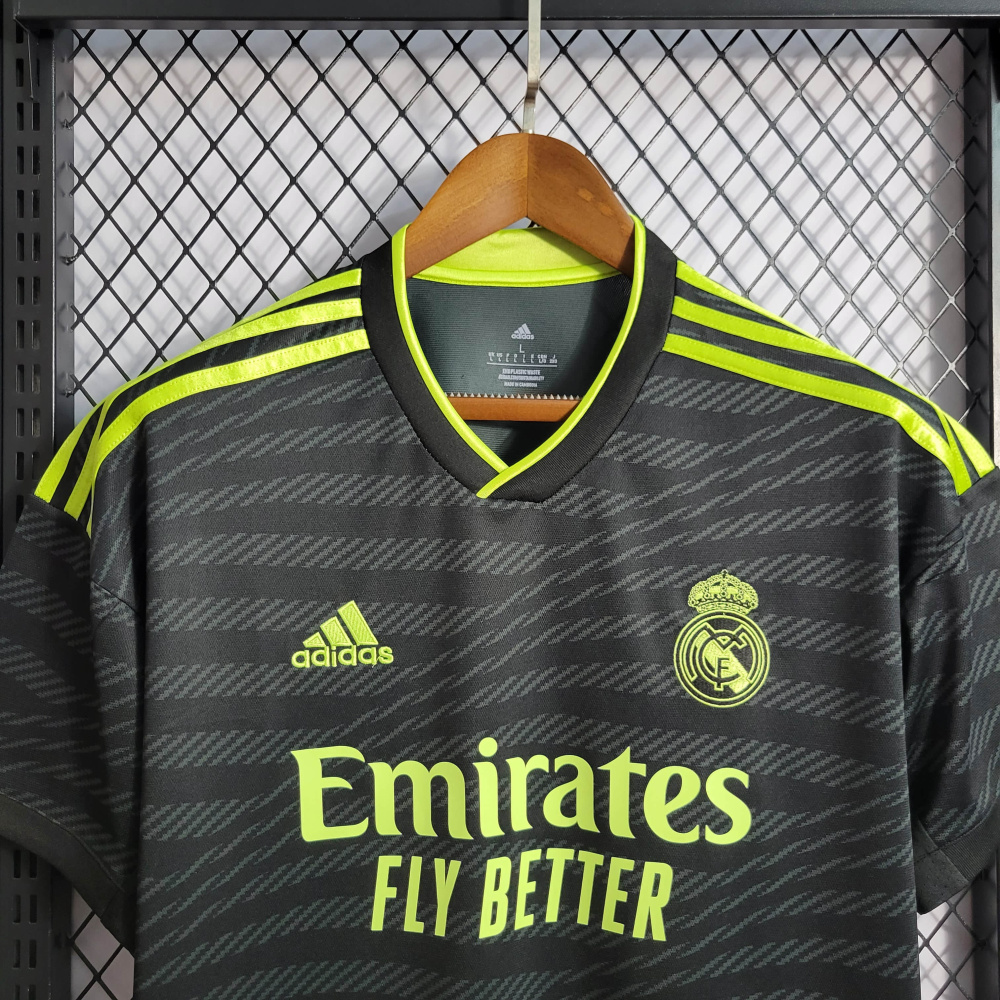 22/23 Real Madrid 2 away