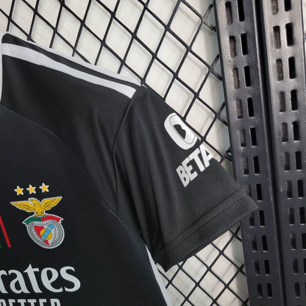 23/24 kids Benfica away