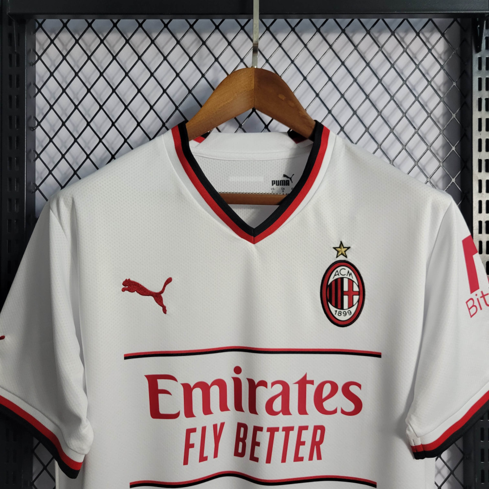 22/23 AC Milan away