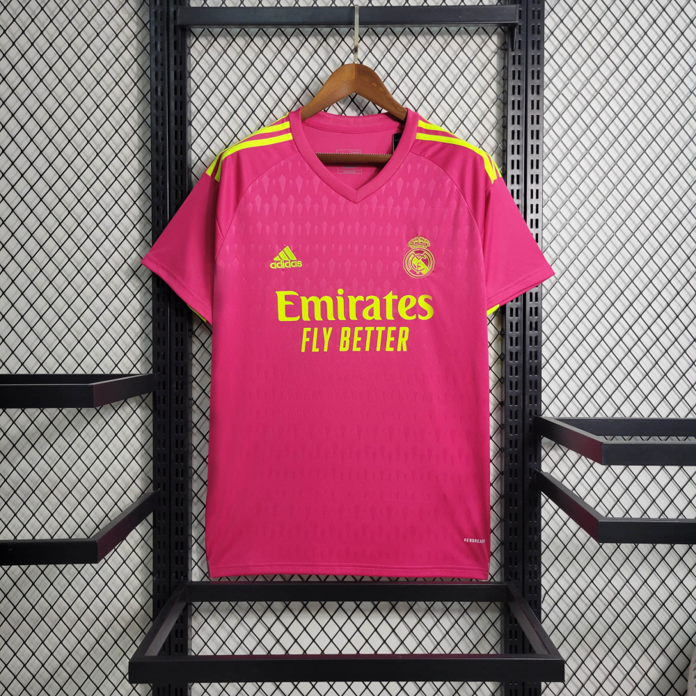 23/24 Real Madrid goalkeeper pink size S-XXL