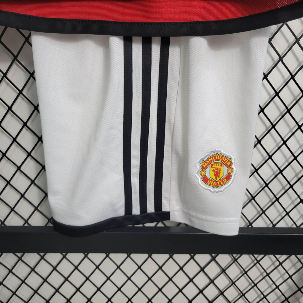 23/24 kids Manchester United home long sleeve size 16-28