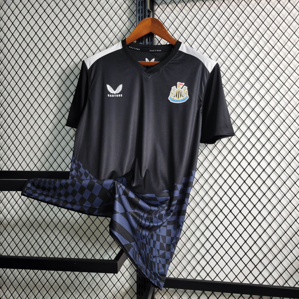 23/24 Newcastle United Training Suit Size S-XXL