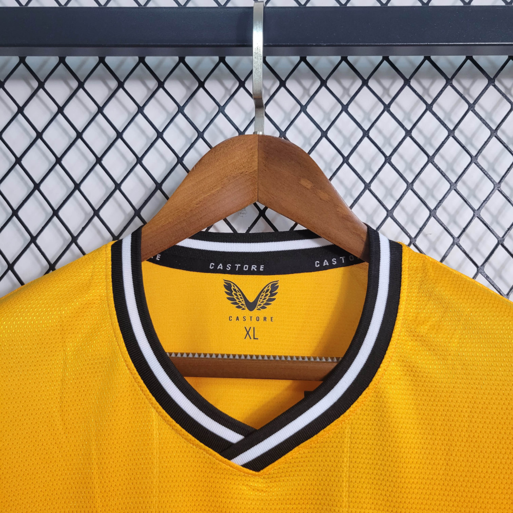 23/24  Wolverhampton Wanderers Home