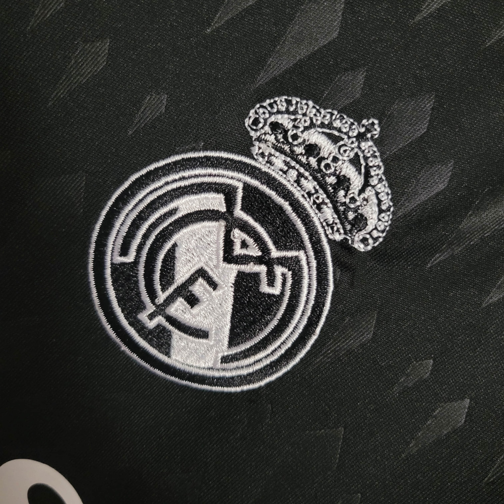 23/24 Real Madrid Black Goalkeeper Size S-XXL