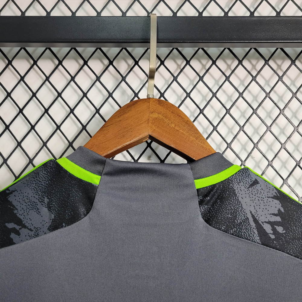 23/24 Internacional III Size S-4XL