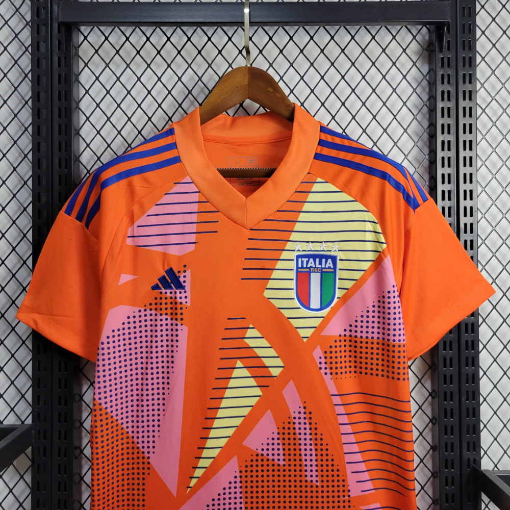 24/25 Italy goalkeeper