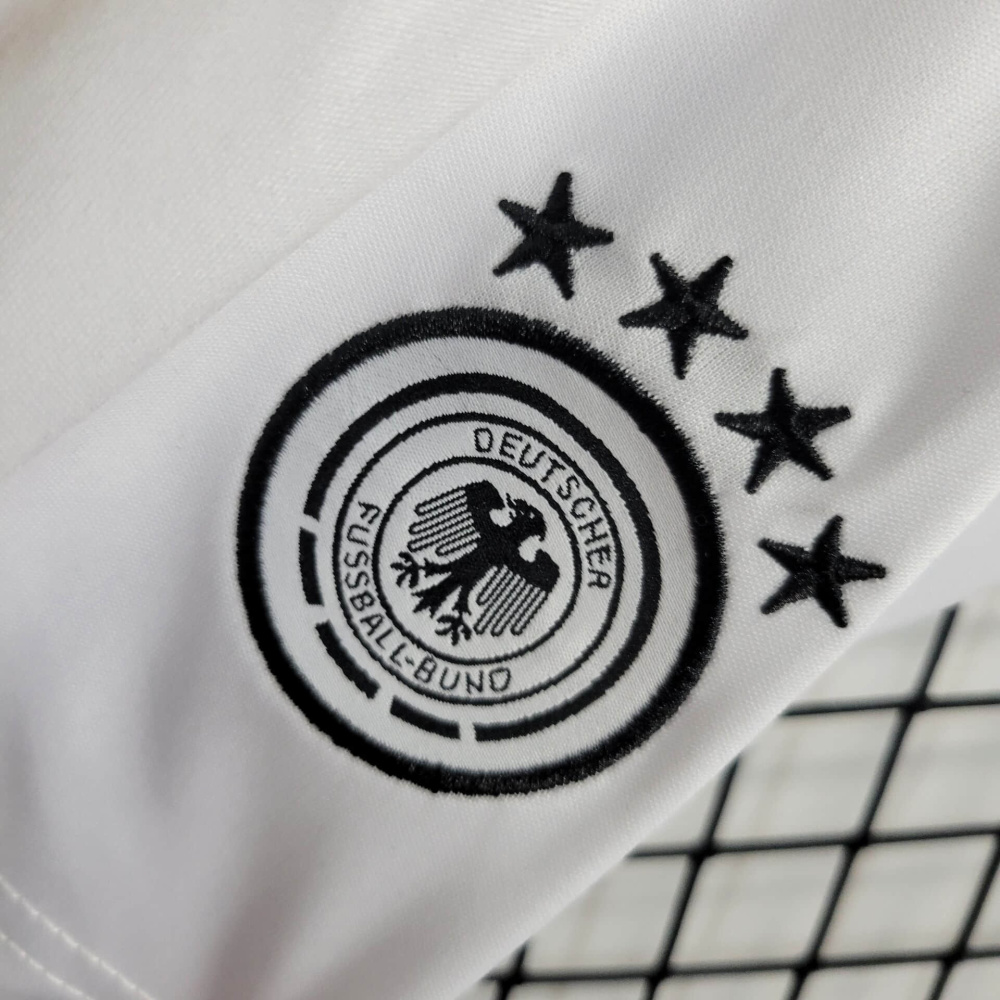24/25 KIDS Germany Home