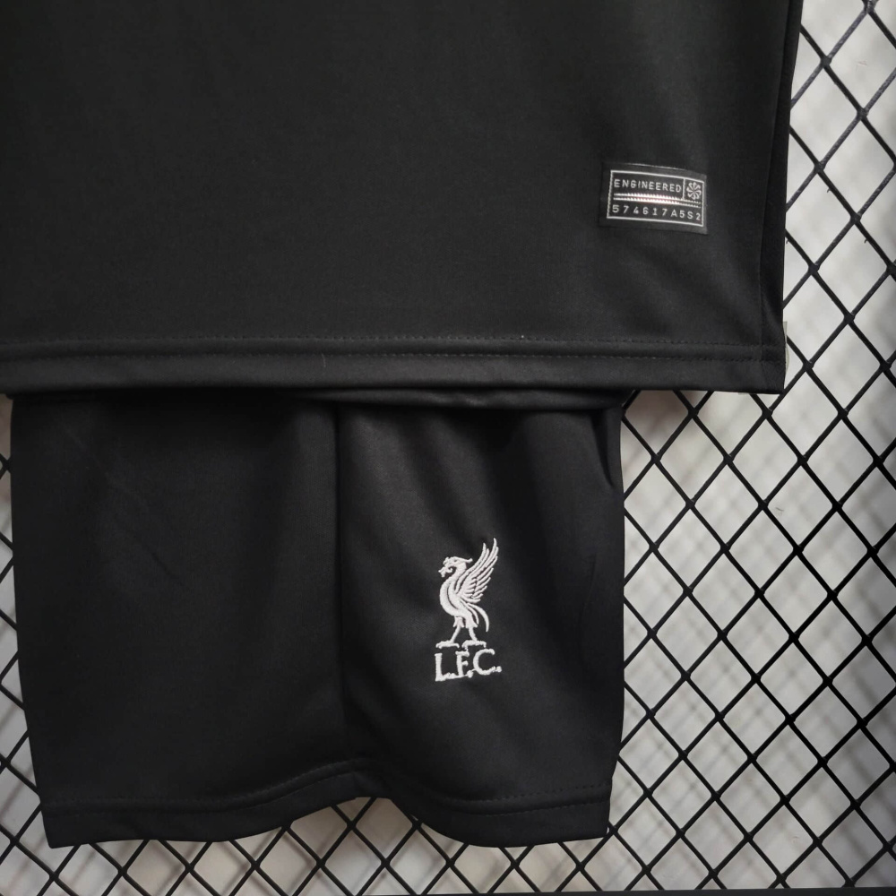 24/25 Kids Liverpool away