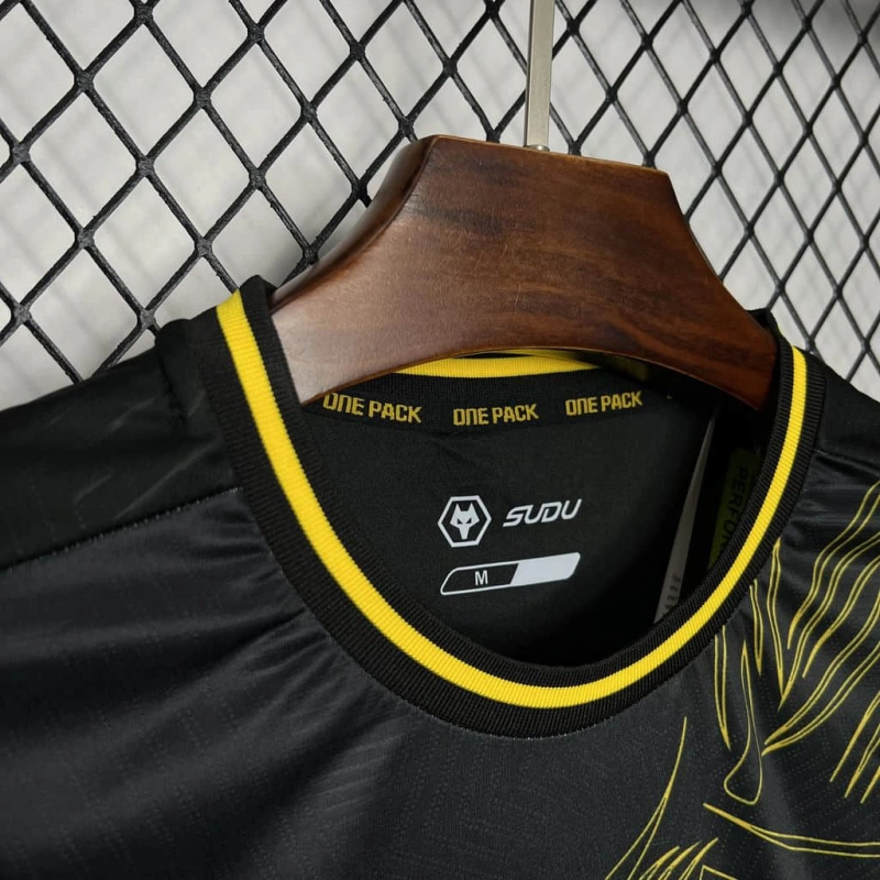 Wolves Away 24/25 Football team shirt jersey