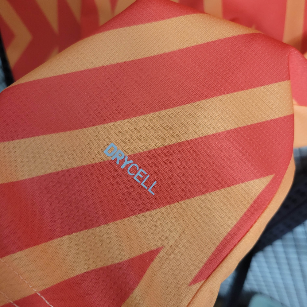 23/24 AC Milan Goalkeeper Orange Size S-XXL