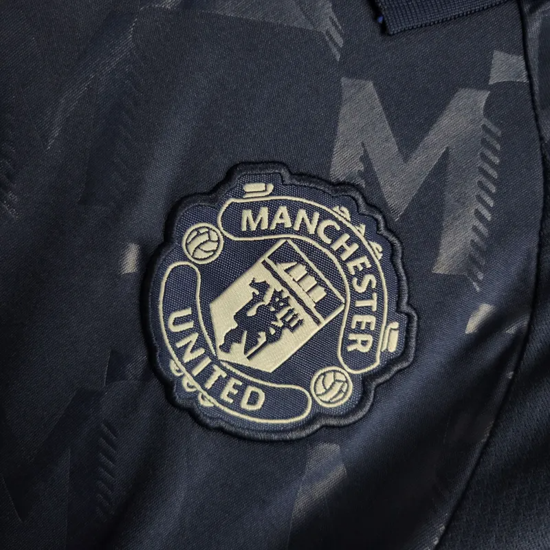 Manchester United away KiDS 24/25 Football Team Shirt Jersey