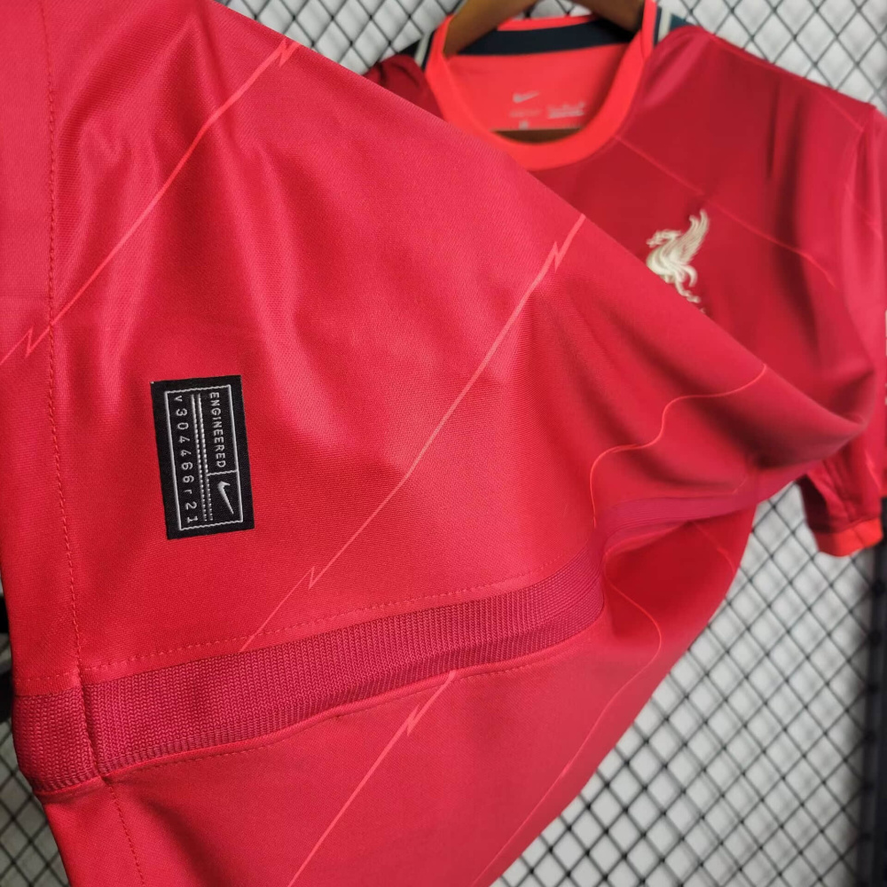 21/22 Liverpool Home