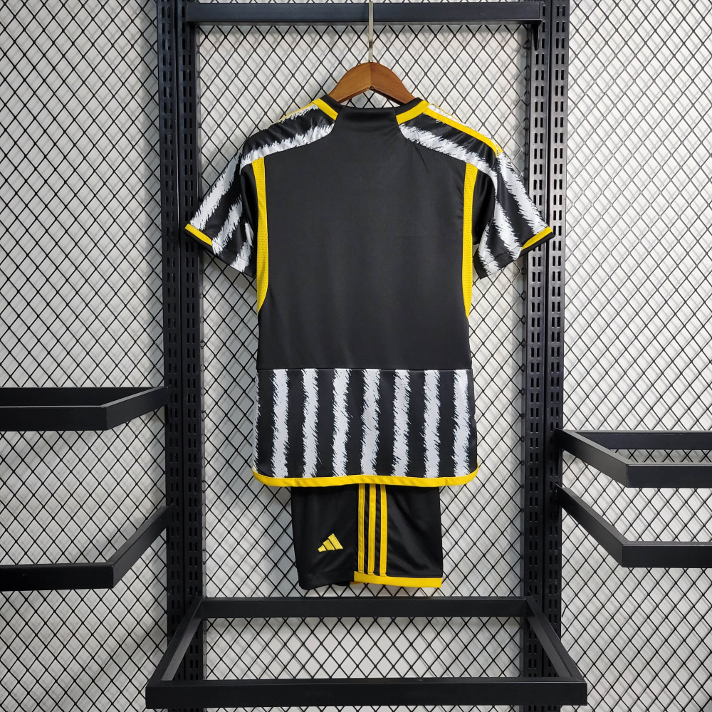 23/24 kids Juventus home size 16-28