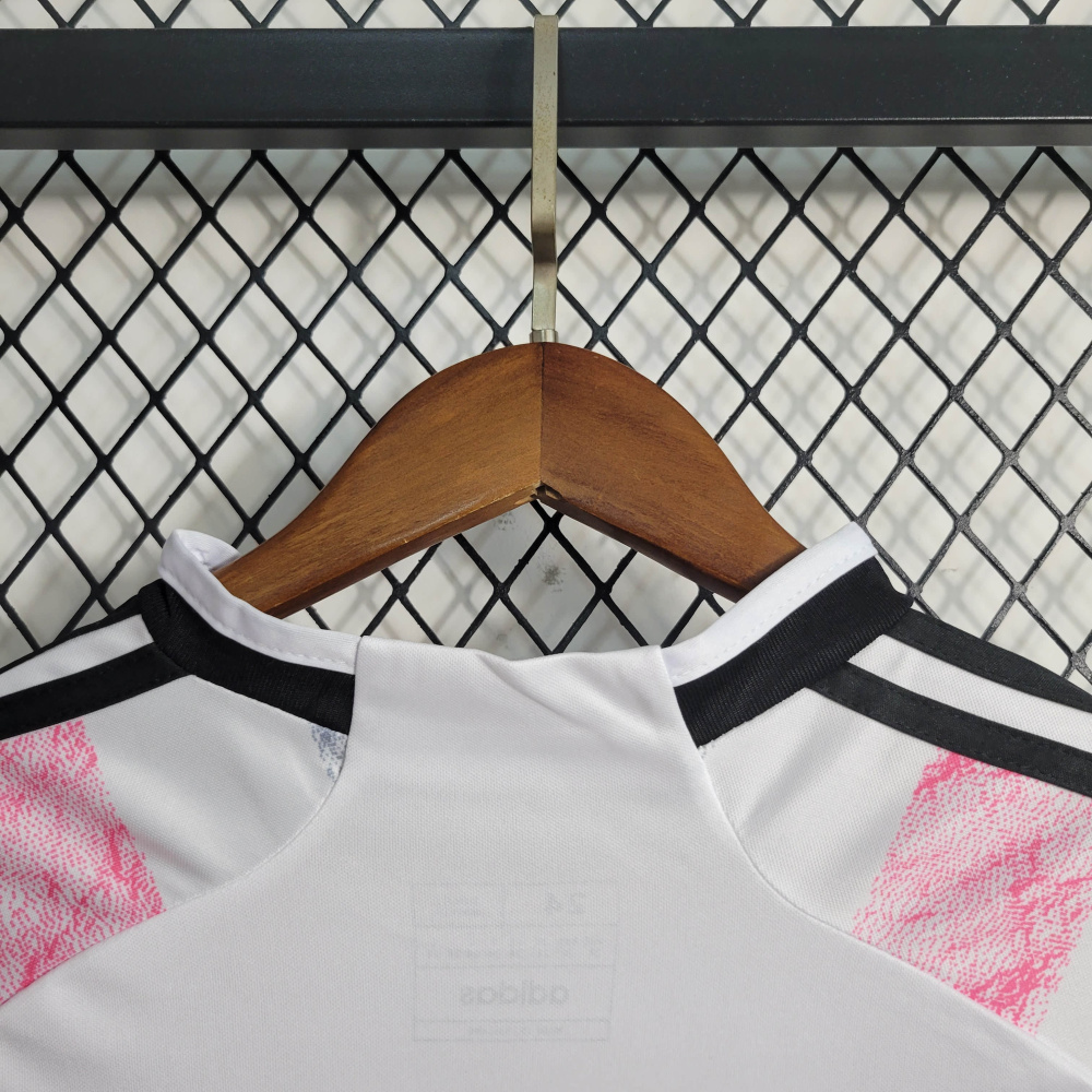 23/24 kids Juventus away size 16-28