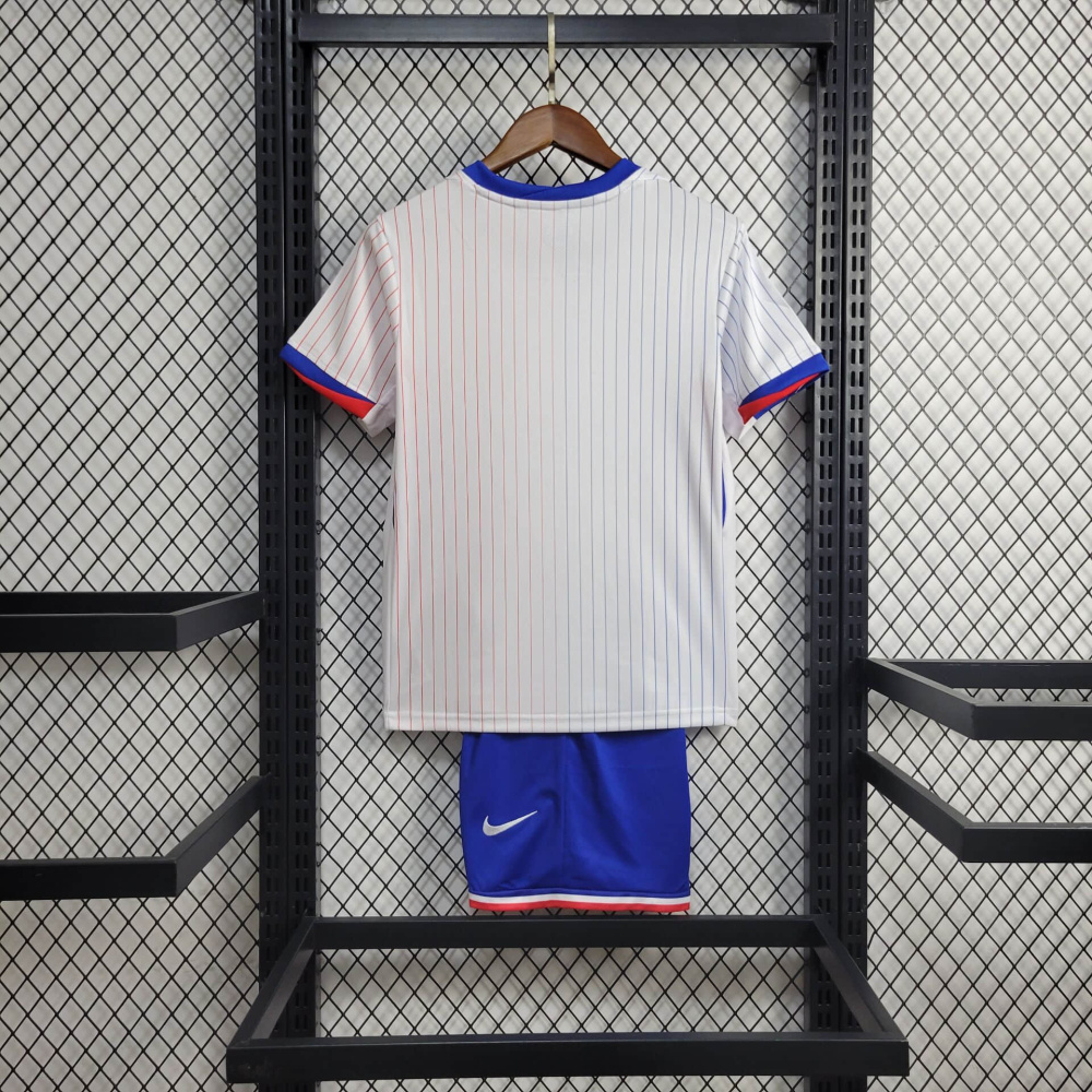 24/25 Kids France away