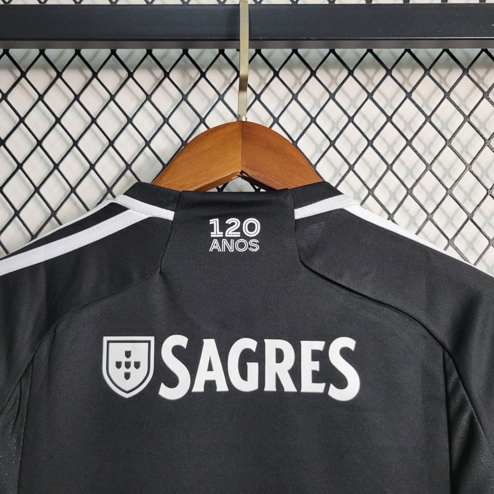 23/24 kids Benfica away