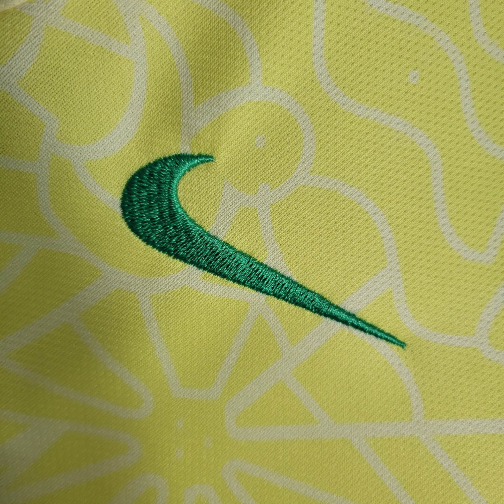 23/24 KIDS Brazil Home Size 16-28