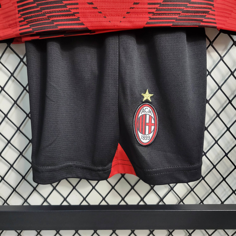 23/24 kids AC Milan home size 16-28