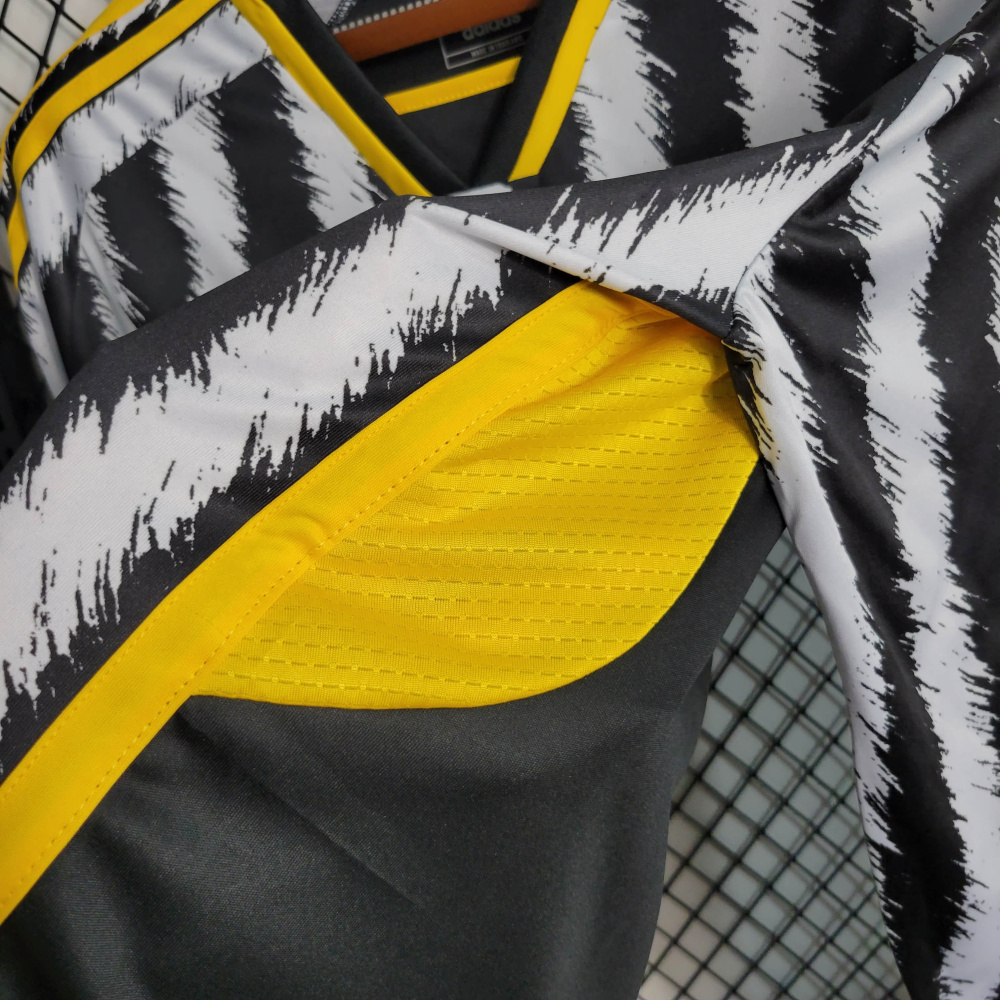 23/24 Juventus Home Long Sleeve Size S-XXL