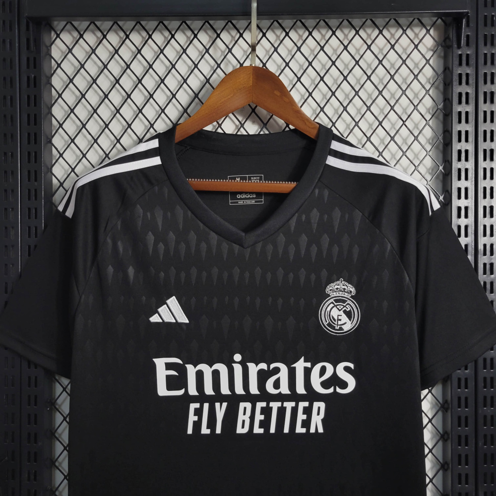 23/24 Real Madrid Black Goalkeeper Size S-XXL