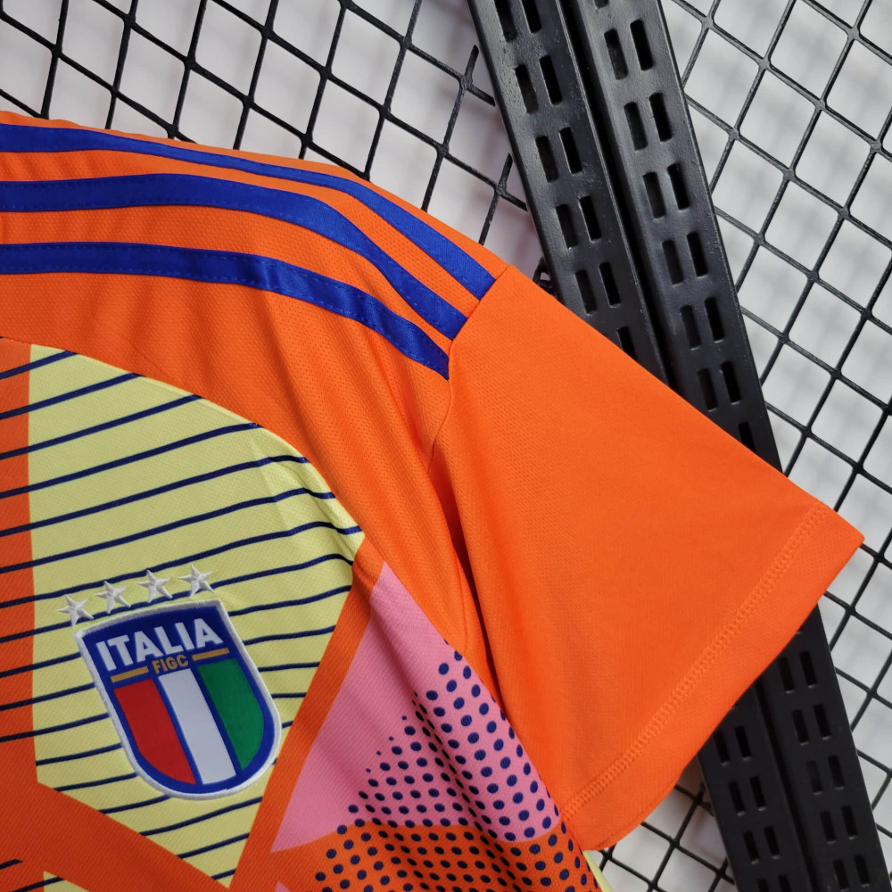 24/25 Italy goalkeeper