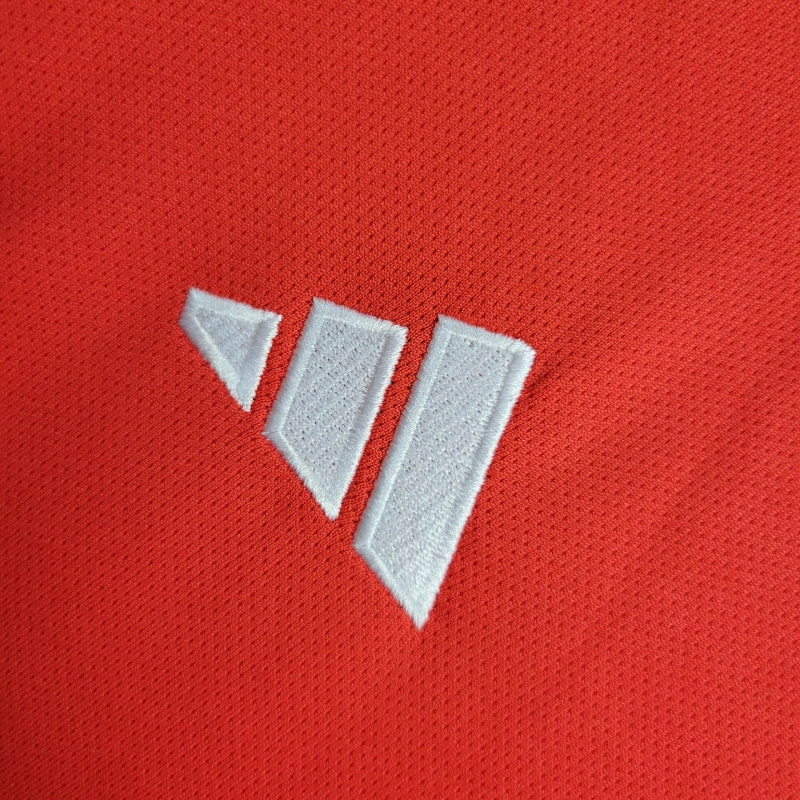 24/25 Internacional Home