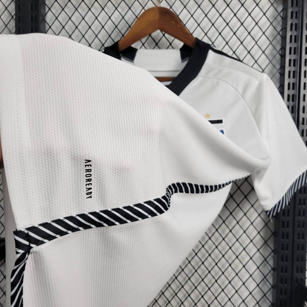 24/25 Colo Colo Home