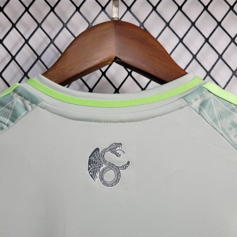 24/25 Kids Mexico away