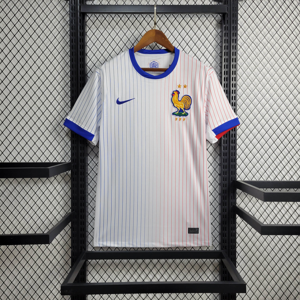 24/25 France away