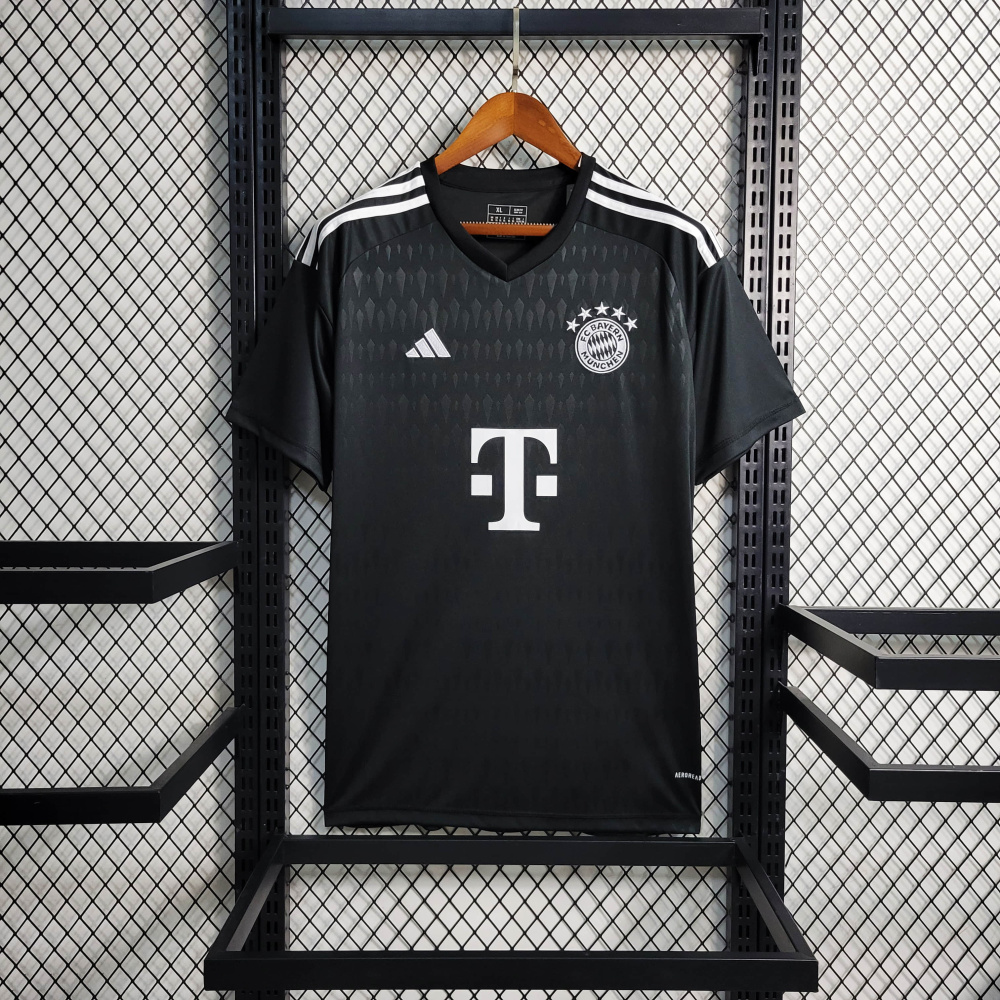 23/24 Bayern Munchen goalkeeper size S-XXL