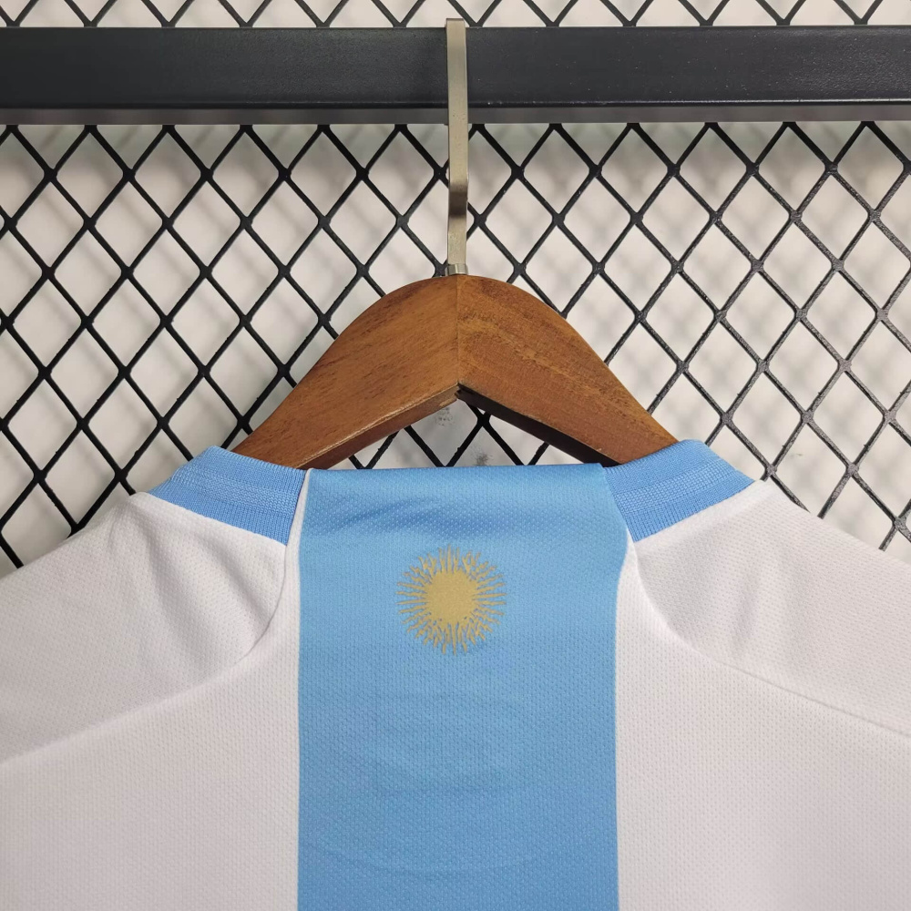 24/25 Argentina Home
