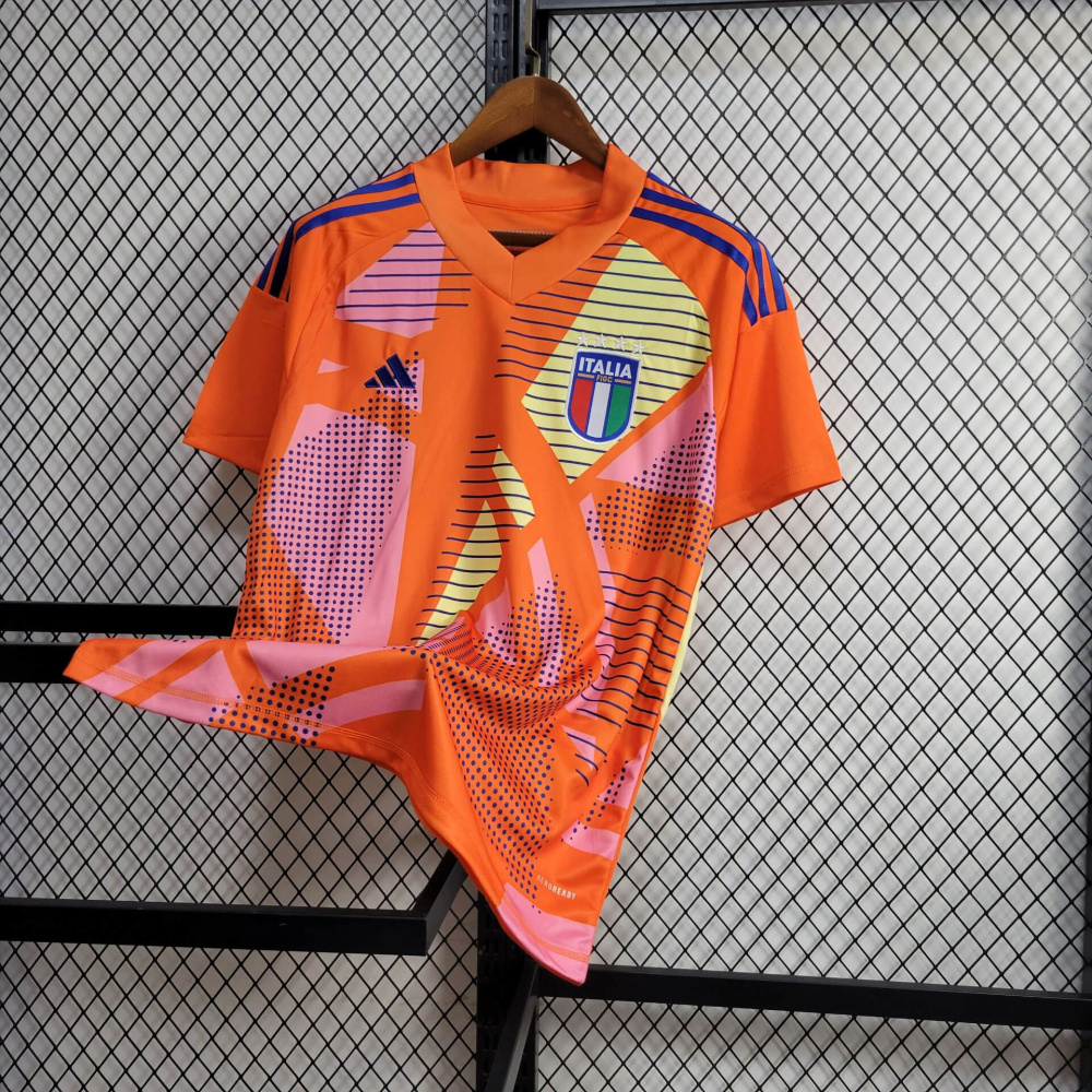 24/25 Italy goalkeeper