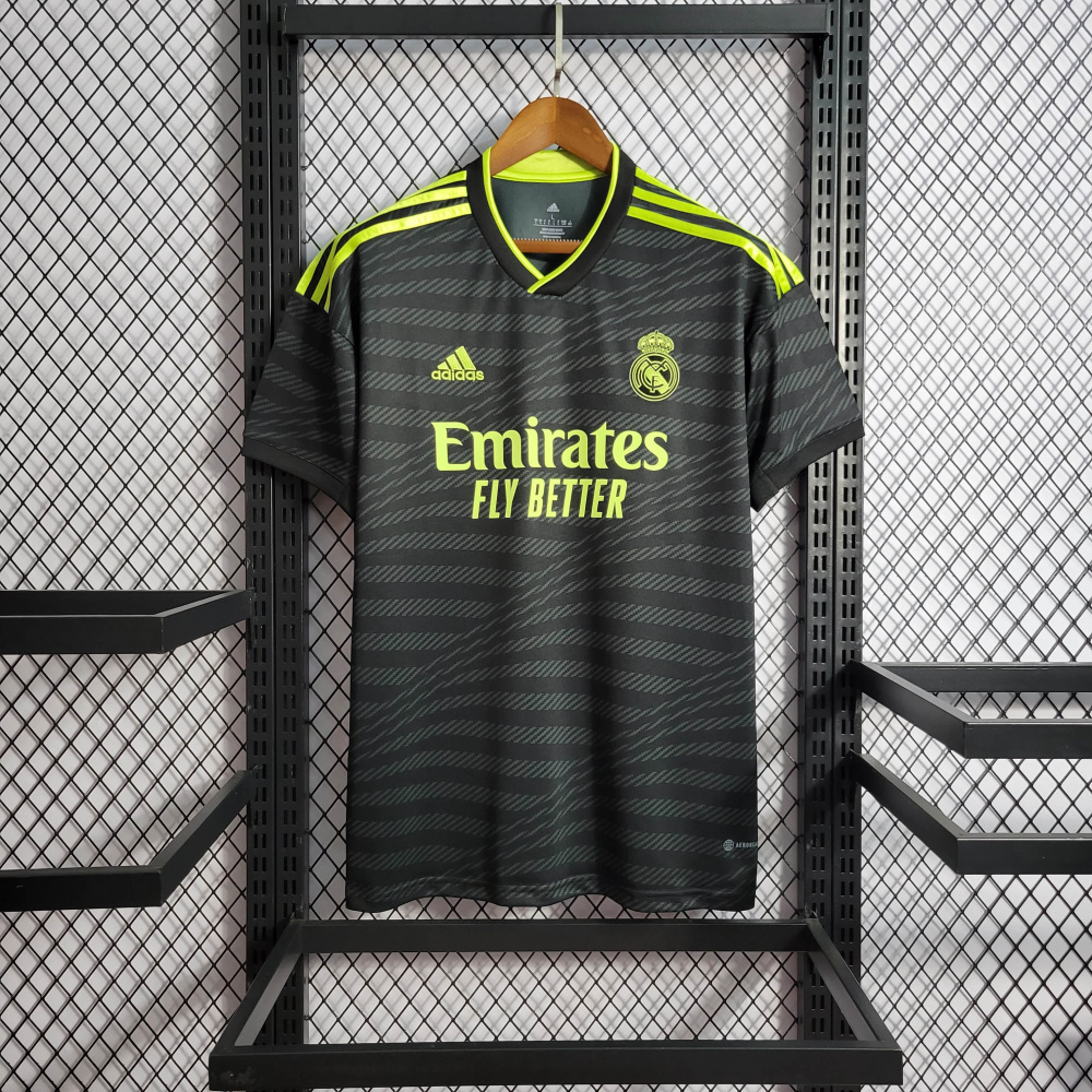 22/23 Real Madrid 2 away