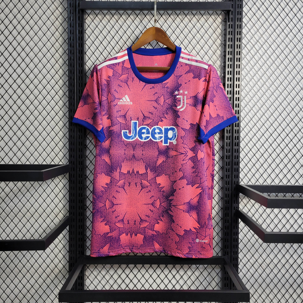 22/23 Juventus 2 away