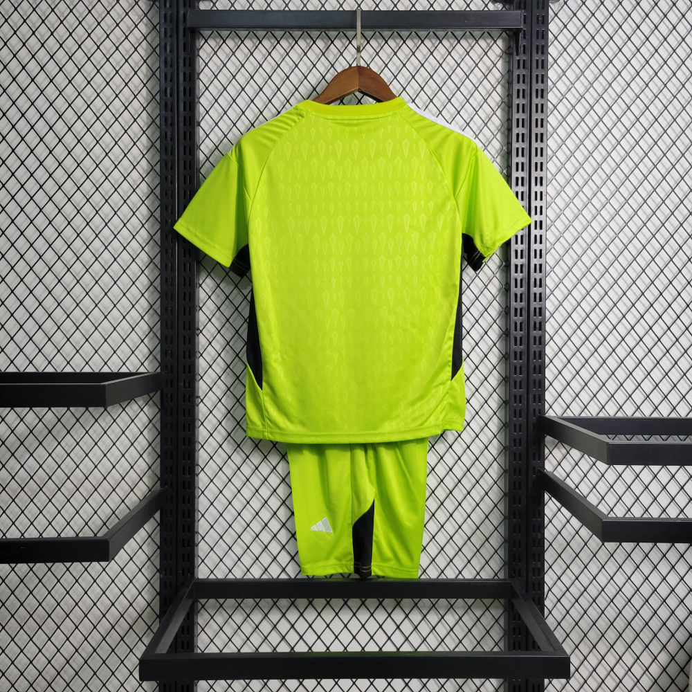 23/24 kids Real Madrid Green Goalkeeper Size 16-28