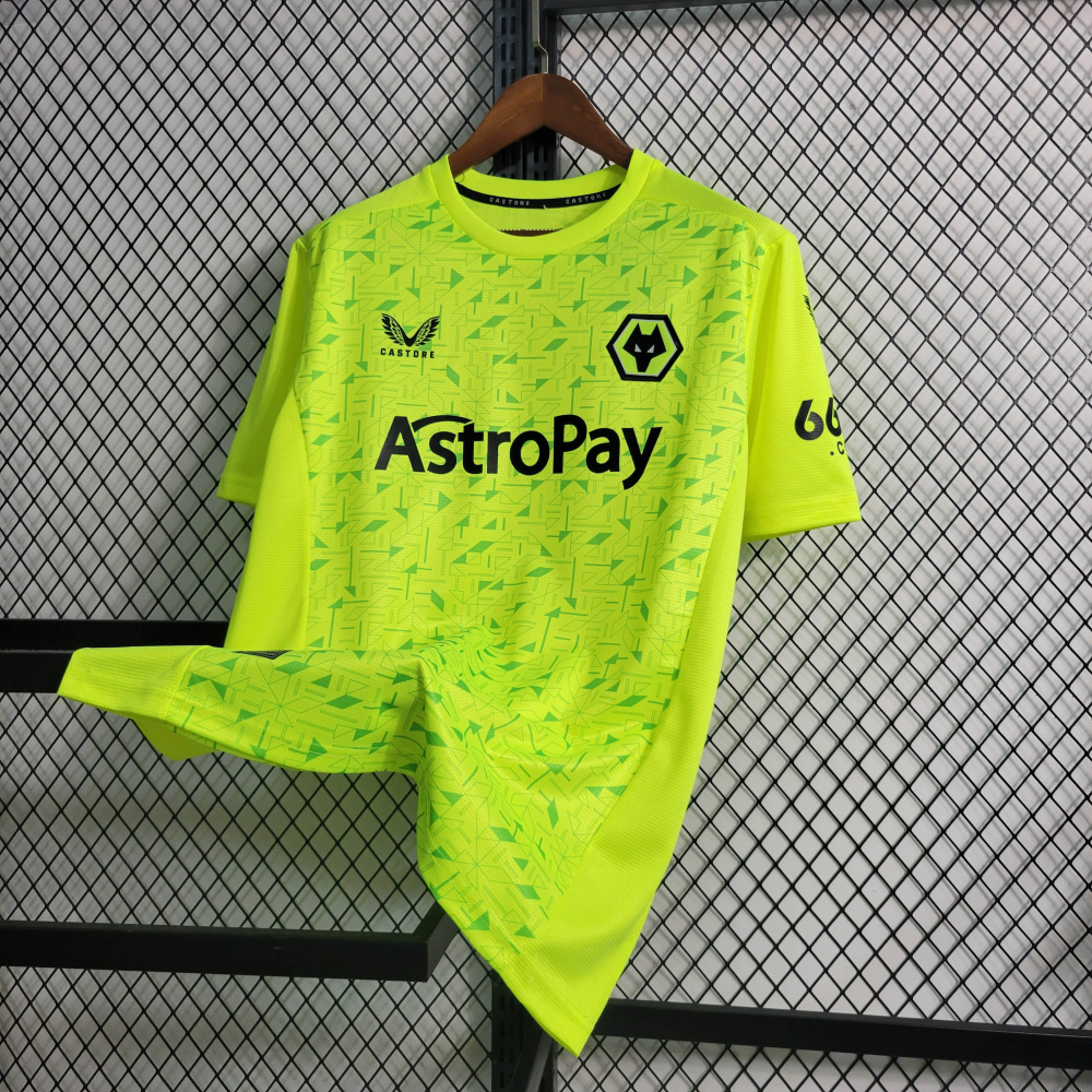 23/24 Wolverhampton Wanderers away size S-XXL