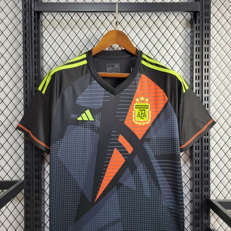 24/25 Argentina goalkeeper