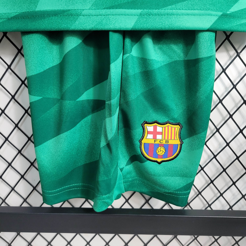 23/24 kids Barcelona Green Goalkeeper Size 16-28