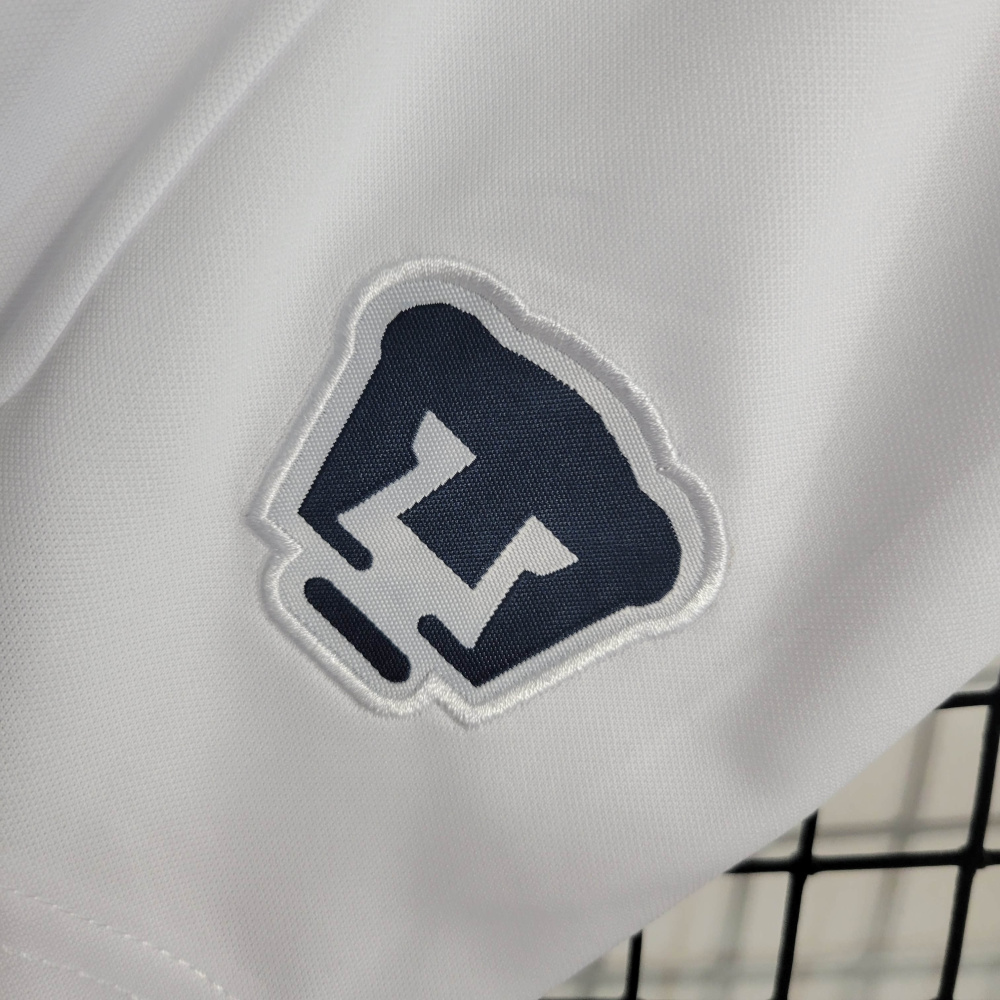 23/24 kids Club América Home Size 16-28