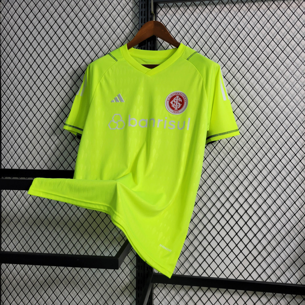 23/24 Internacional Goalkeeper Fluorescent Green Size S-XXL
