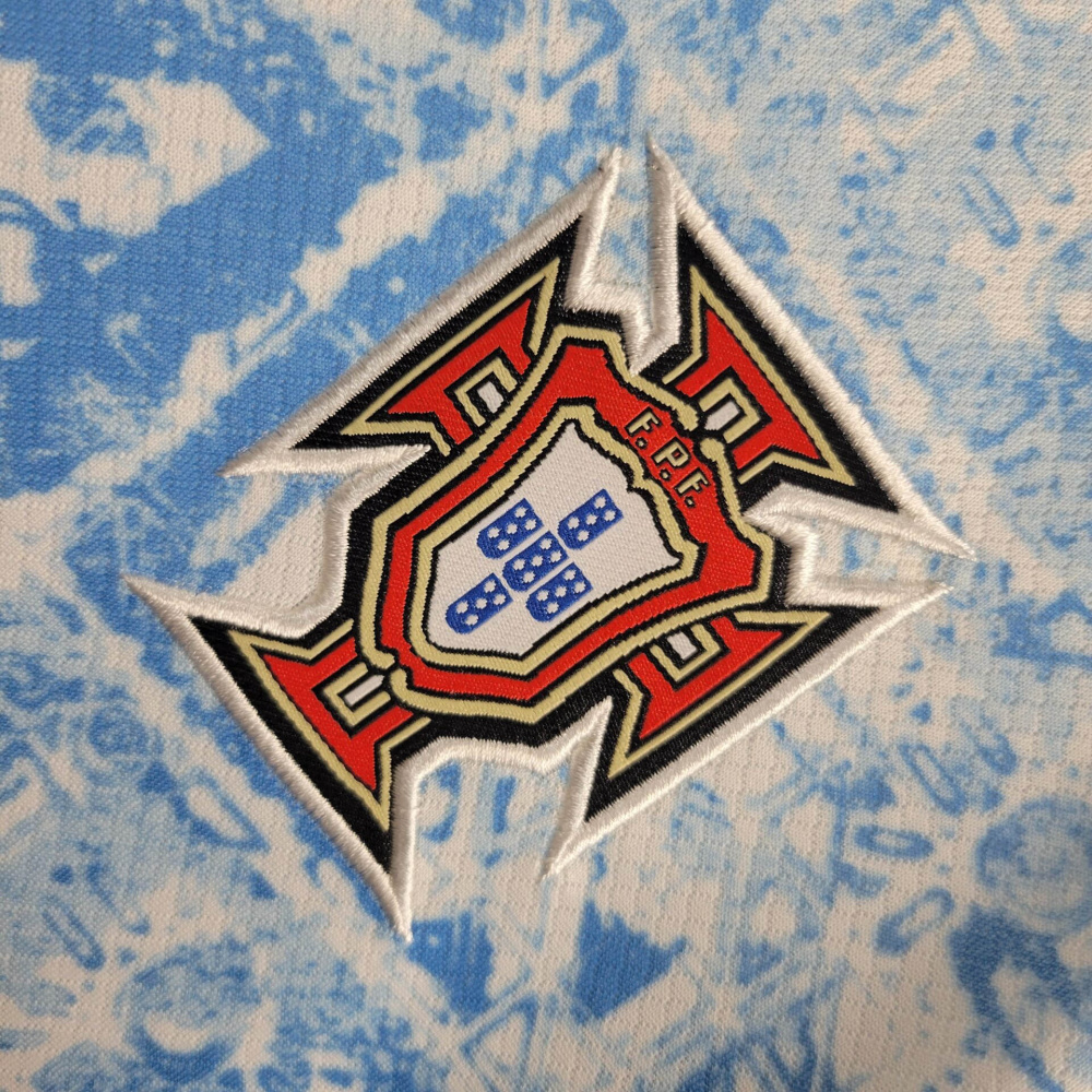 24/25 women Portugal away