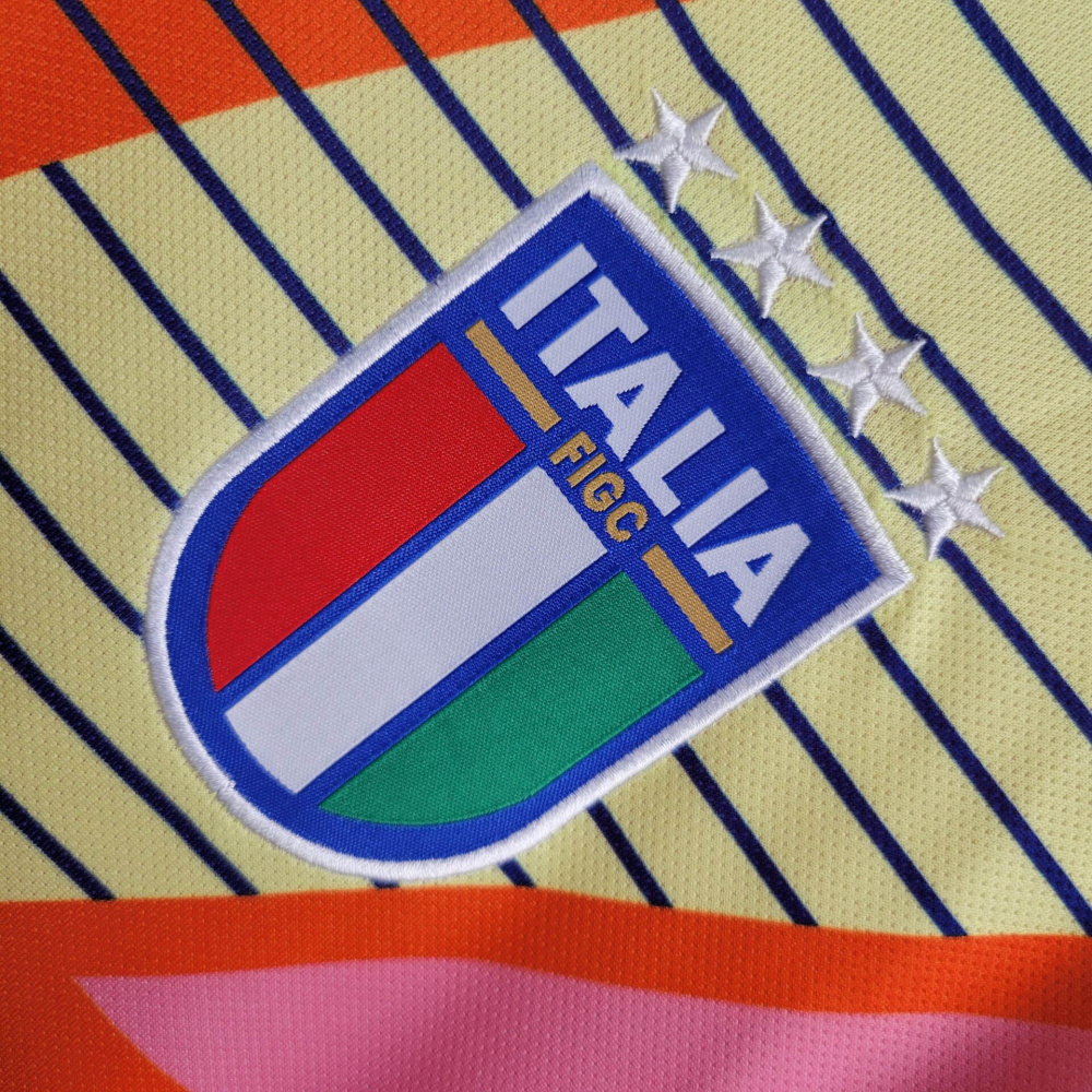 24/25 Italy goalkeeper