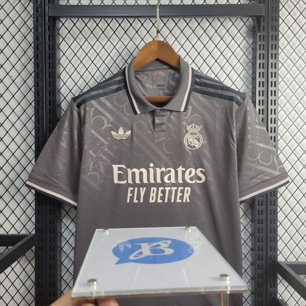 Real Madrid 2 away 24/25