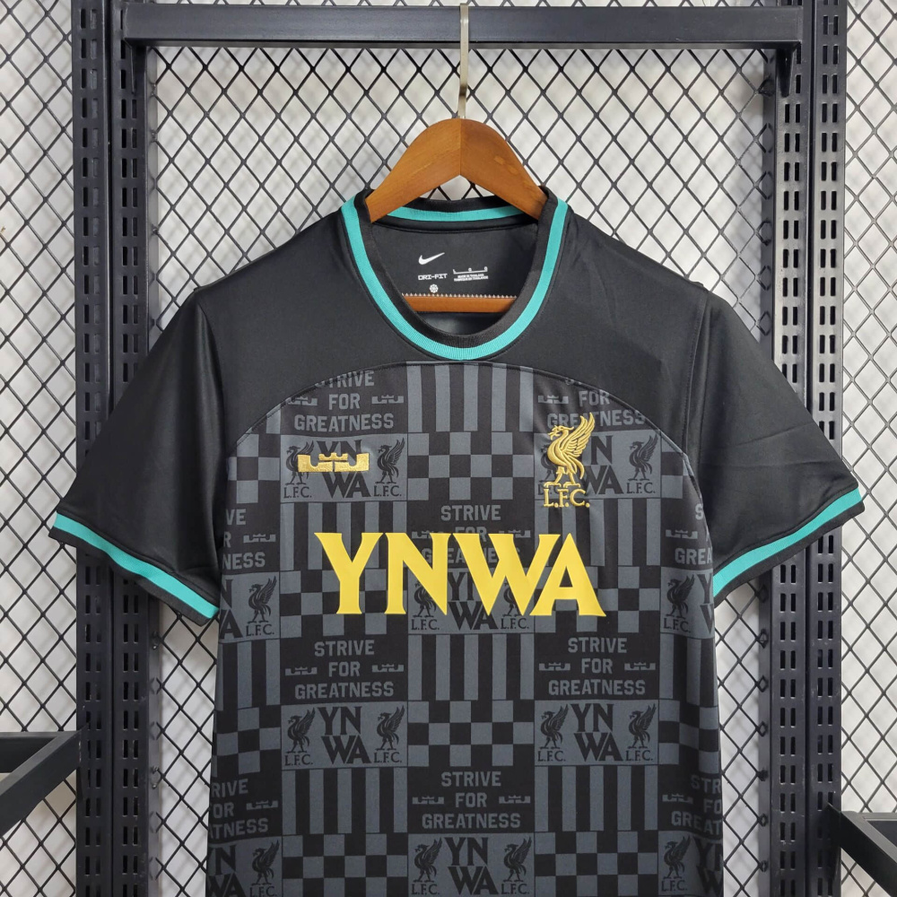 24/25 Liverpool Black Special Edition