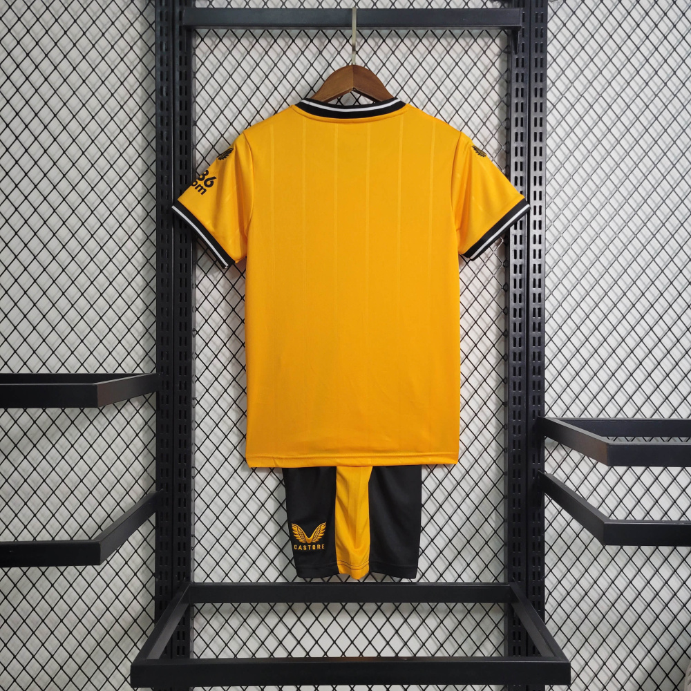 23/24 kids  Wolverhampton Wanderers