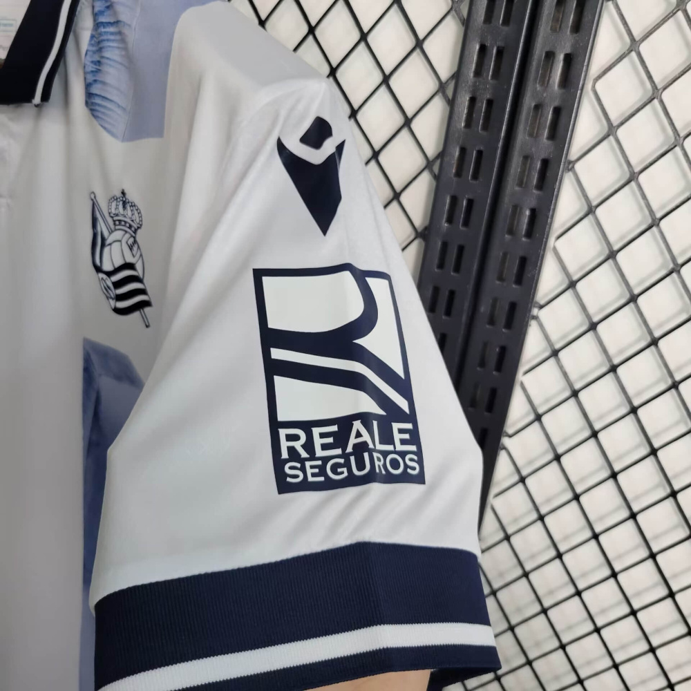 23/24 Real Sociedad third away S-XX