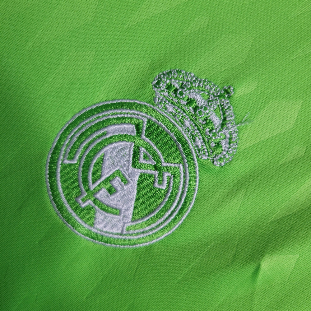 23/24 Real Madrid goalkeeper green size S-XXL