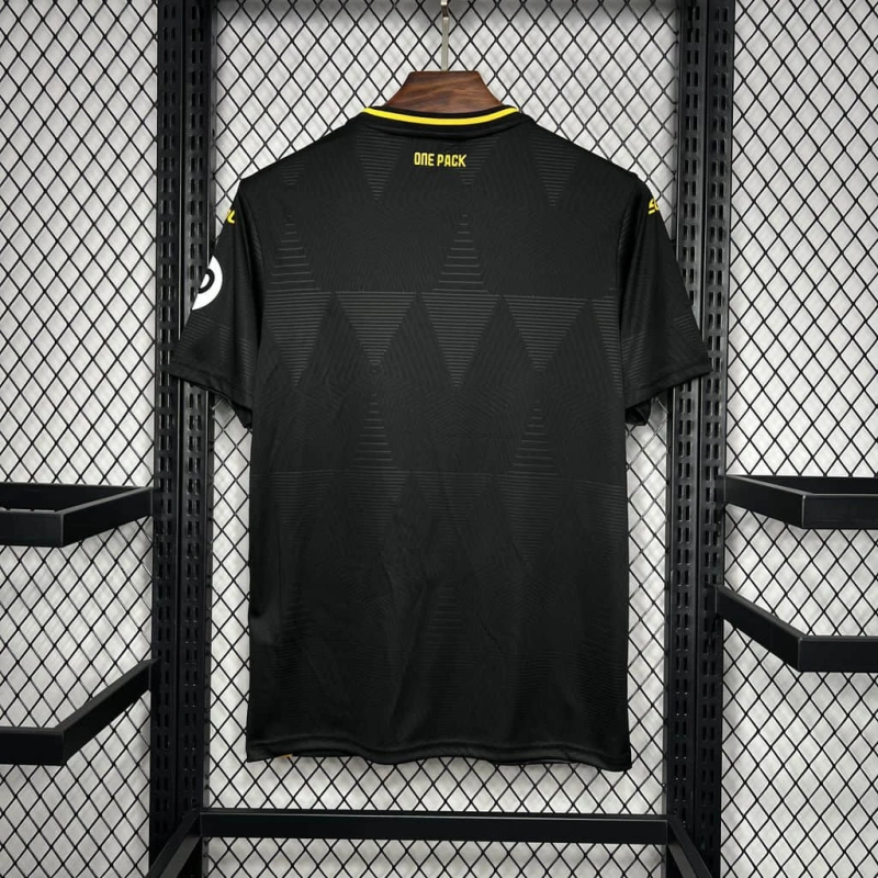 Wolves Away 24/25 Football team shirt jersey
