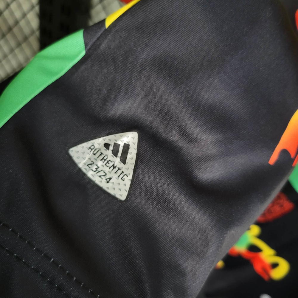 23/24 Ajax Special Edition Size S-XXL